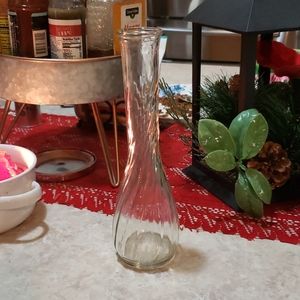 Clear Glass Ribbed Flower Bud Vase